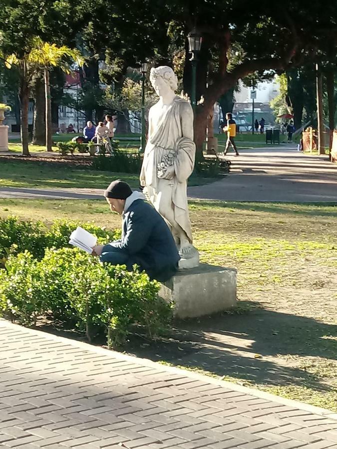 Апартаменты Calido En Parque Lezama Буэнос-Айрес Экстерьер фото
